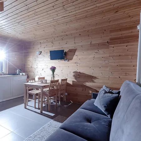 Letniskowe Modrzew Lodge Rewal
