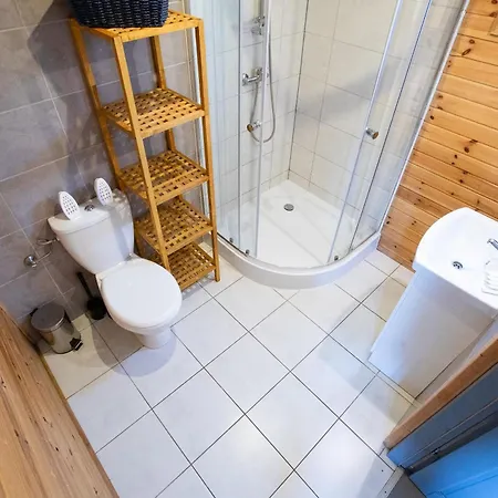 Lodge Letniskowe Modrzew Rewal