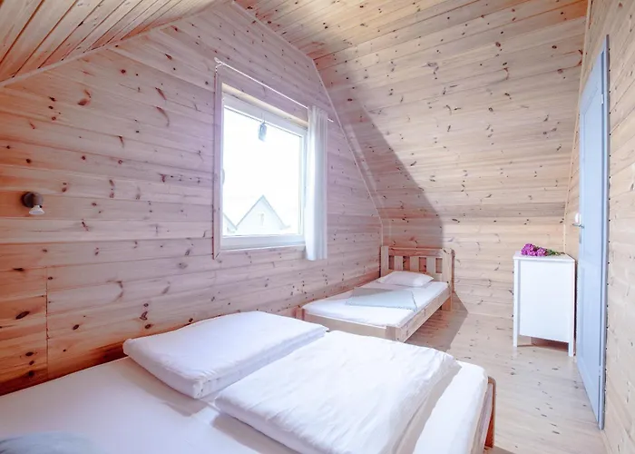 Letniskowe Modrzew بيت خشبي ريفال